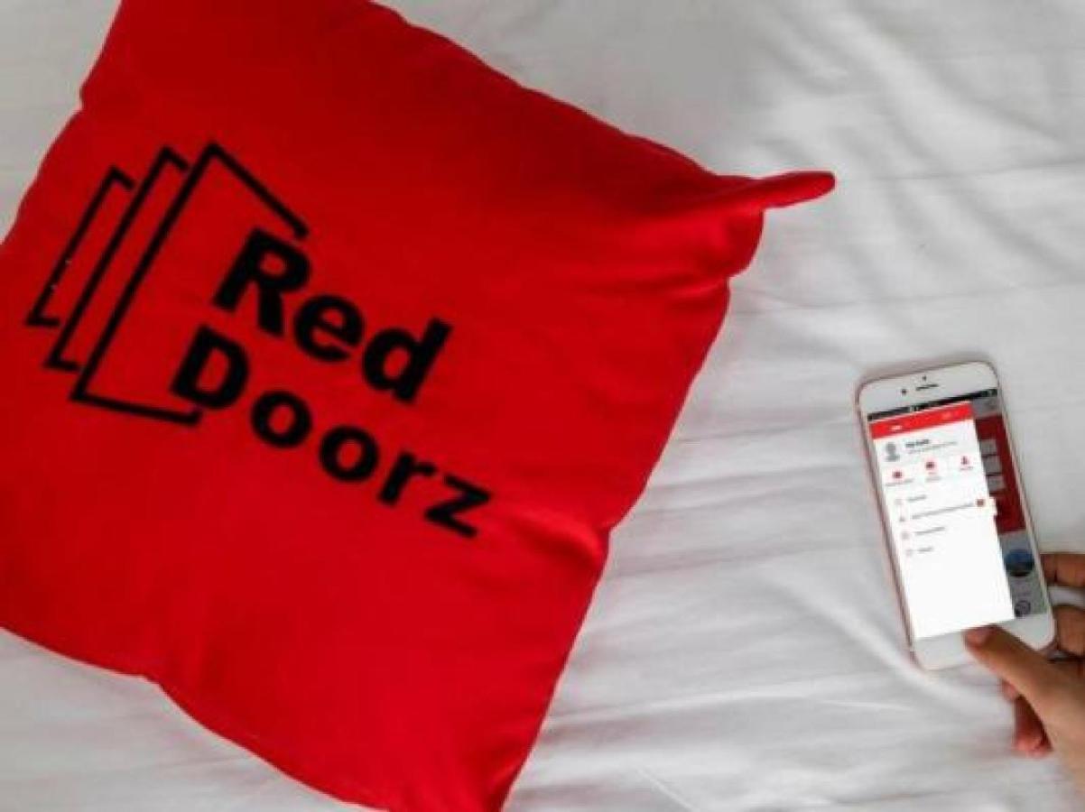 Reddoorz Plus @ Setiabudi Barat Jakarta Eksteriør billede